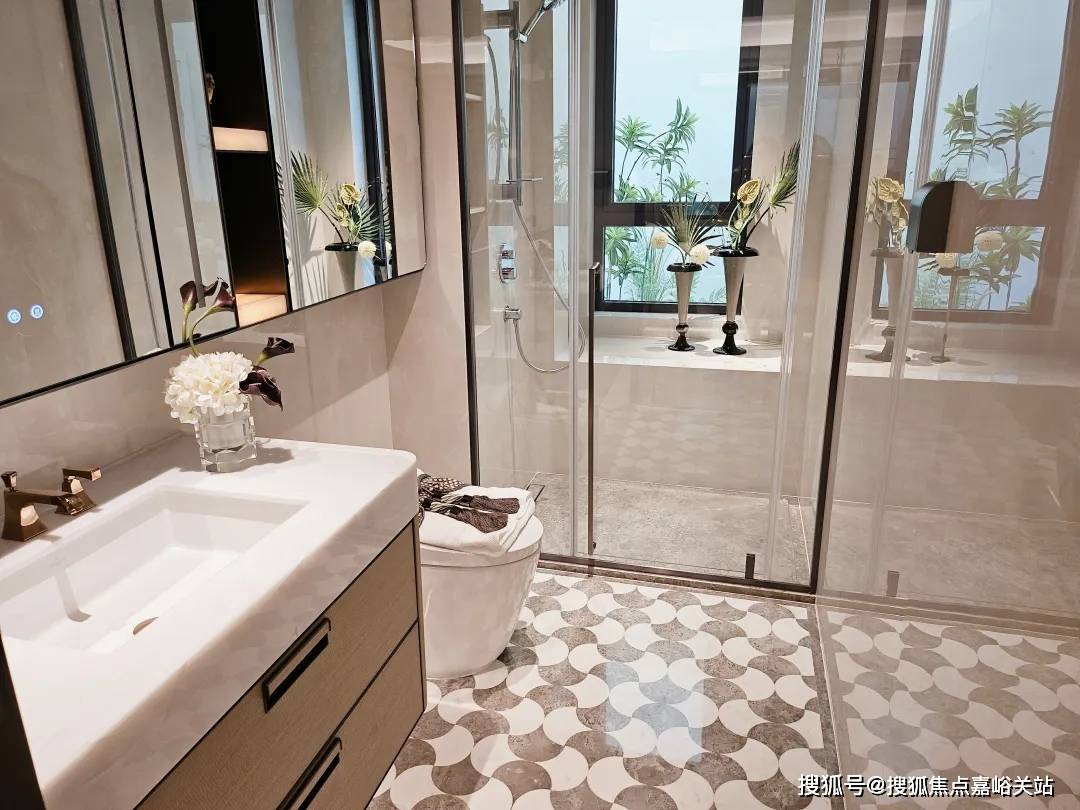 房时间-地址-最新房价户型图-小区环境-楼盘详情-交房时间-周边配套-电话z6尊龙网站登录入口海上清和玺(售楼处)-海上清和玺售楼处电线楼盘详情-交(图3)